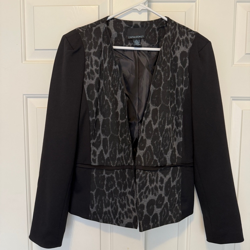 CYNTHIA ROWLEY Leopard Print Jacket SIZE L
